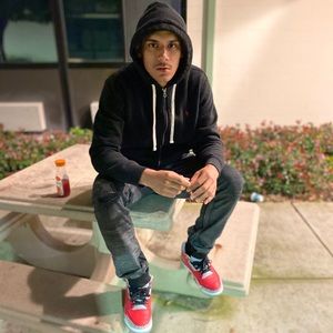 Meet your Posher, Manny